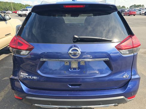 Used 2019 Nissan Rogue SV FWD image 6