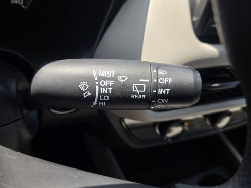 Certified 2023 Honda HR-V LX image 26