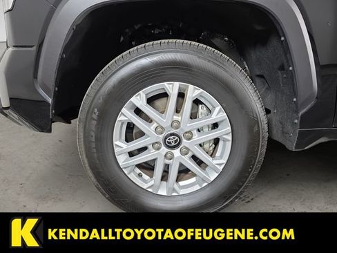 Certified 2025 Toyota Tundra SR5 w/ SR5 Premium Package AWD/4WD image 9