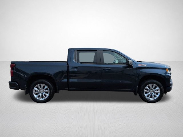 Used 2023 Chevrolet Silverado 1500 RST AWD/4WD image 11