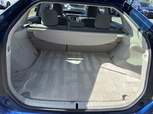 Used 2011 Toyota Prius Three image 38