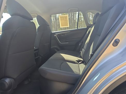 Used 2023 Toyota RAV4 LE image 13