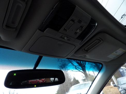 Used 2012 Subaru Outback 2.5i Limited w/ Moonroof Pkg image 15