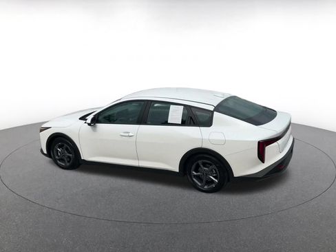 Used 2026 Kia K4 FWD image 8