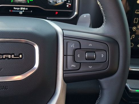 Used 2024 GMC Sierra 1500 Denali w/ Denali Reserve Package image 23