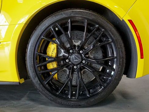 Used 2017 Chevrolet Corvette Z06 RWD image 70