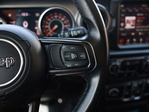 Used 2022 Jeep Wrangler Unlimited Sport AWD/4WD image 24