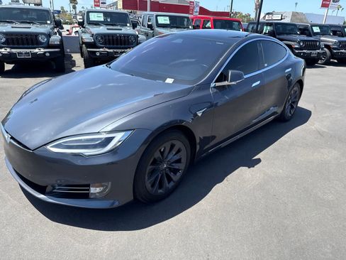 Used 2018 Tesla Model S AWD image 26