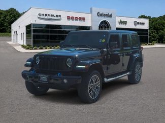 Used 2024 Jeep Wrangler High Altitude AWD/4WD video 1