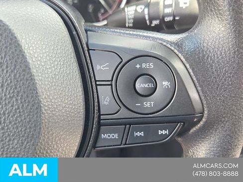 Used 2025 Toyota RAV4 XLE w/ Convenience Package FWD image 27