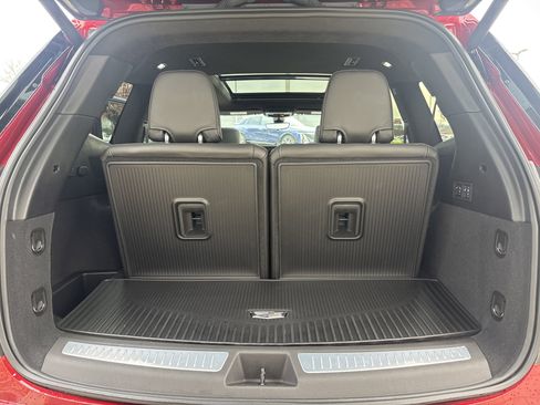 Used 2024 Cadillac XT6 Premium Luxury w/ Platinum Package image 36