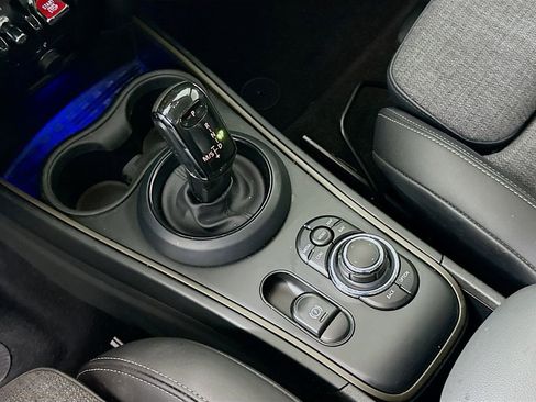 Certified 2024 MINI Cooper Countryman S FWD image 17