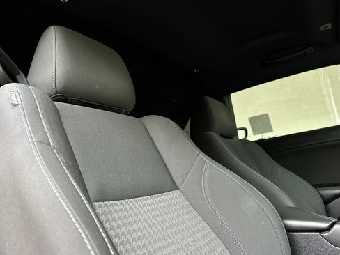 Used 2018 Dodge Challenger SXT image 20