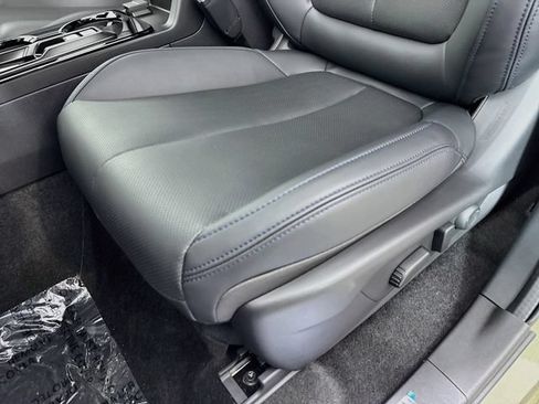 New 2026 Subaru Forester Touring AWD/4WD image 19