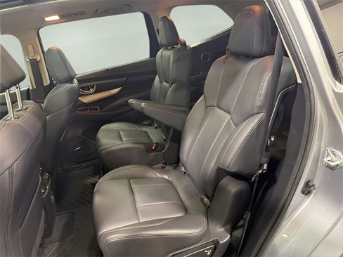 Certified 2021 Subaru Ascent Limited w/ Technology Package image 30