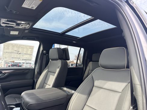 New 2026 GMC Yukon XL Elevation w/ Elevation Premium Package AWD/4WD image 30