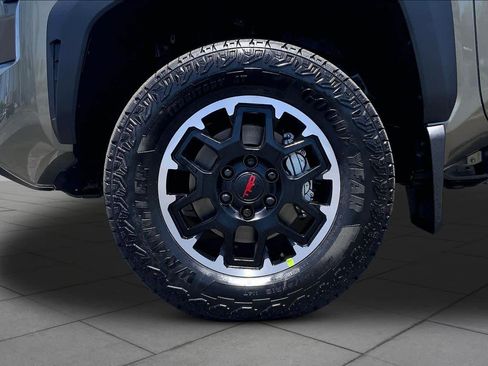New 2026 Toyota Tacoma TRD Off-Road AWD/4WD image 11