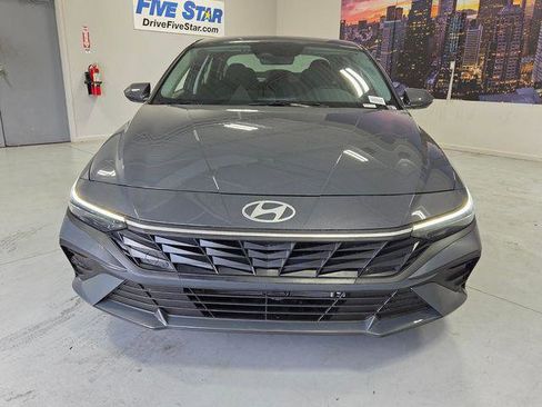 New 2026 Hyundai Elantra Blue image 2