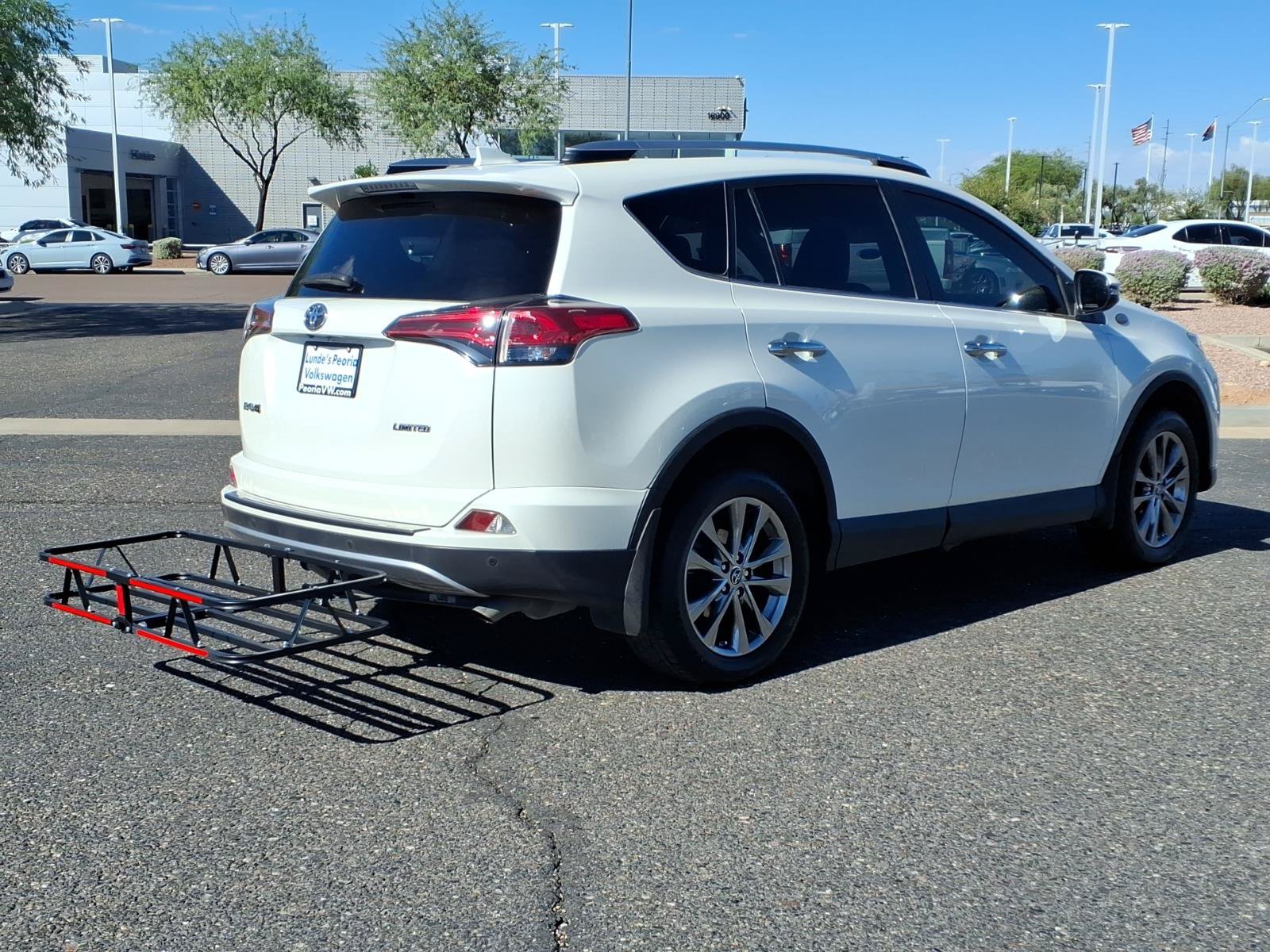 Used 2018 Toyota RAV4 Limited w/ Advanced Technology Package FWD image 4