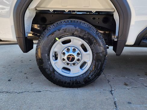 New 2026 GMC Sierra 2500 Pro AWD/4WD image 51