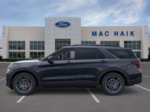New 2026 Ford Explorer ST-Line RWD image 3