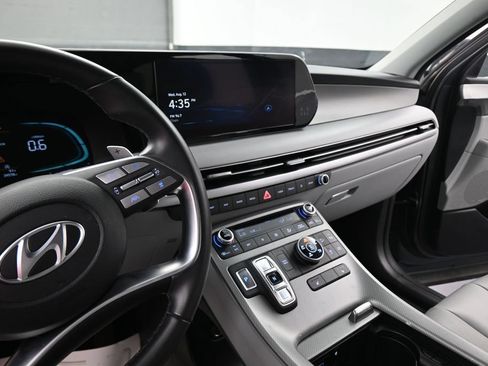 Used 2025 Hyundai Palisade SEL AWD/4WD image 40