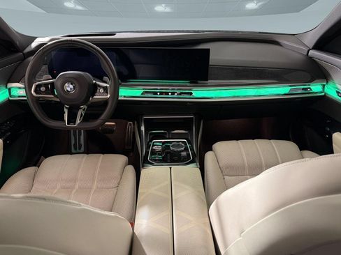 Used 2023 BMW 740i w/ Executive Package RWD image 14
