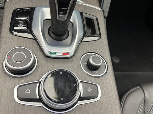 Used 2023 Alfa Romeo Stelvio Ti w/ Active Assist Plus Package AWD/4WD image 22