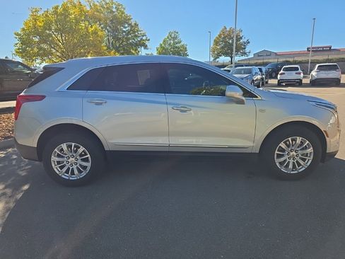 Used 2018 Cadillac XT5 FWD image 7