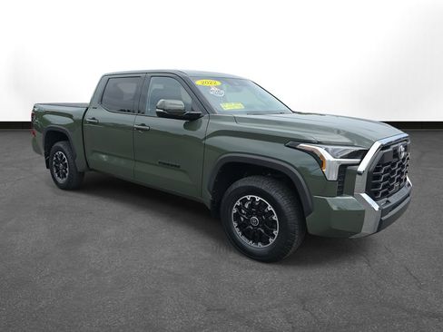Used 2022 Toyota Tundra SR5 image 3
