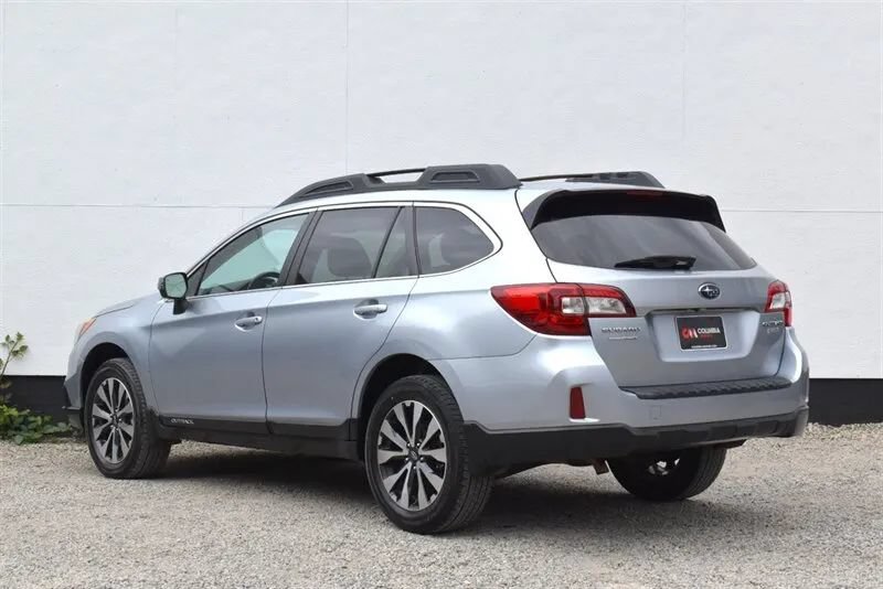 Used 2015 Subaru Outback 2.5i Limited w/ Popular Package #4 AWD/4WD image 2