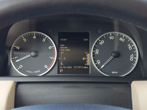 Used 2013 Land Rover Range Rover Sport HSE LUX image 11