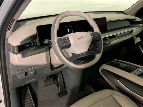 New 2026 Kia EV9 Wind image 7