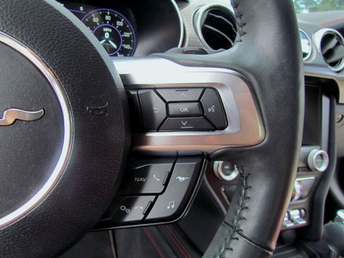 Used 2021 Ford Mustang GT Premium w/ GT Performance Package RWD image 29