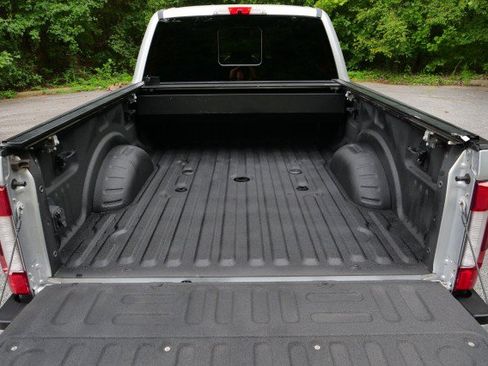Used 2019 Ford F250 Platinum w/ Platinum Ultimate Package AWD/4WD image 17