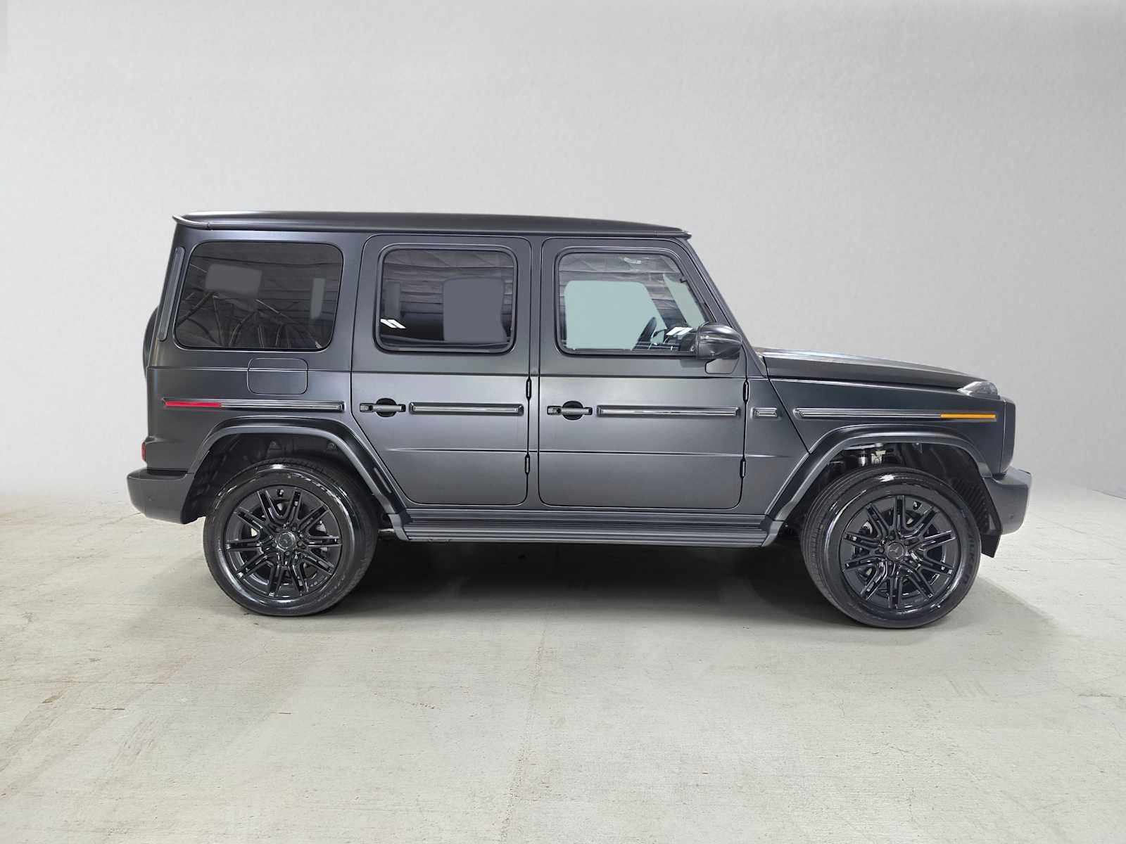 New 2027 Mercedes-Benz G 580 e image 2