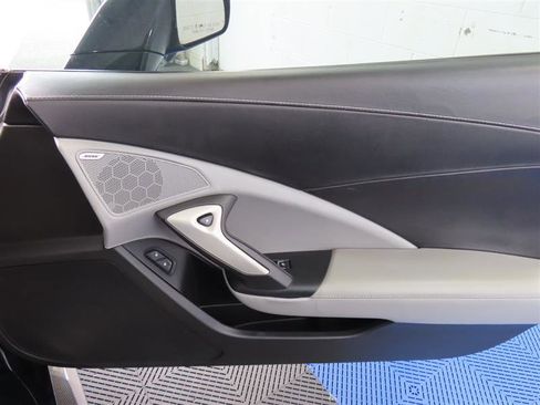 Used 2019 Chevrolet Corvette Stingray Convertible w/ 3LT Preferred Equipment Group image 33