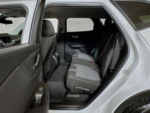 Certified 2025 Chevrolet Blazer LT FWD image 22