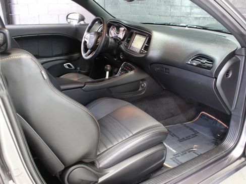 Used 2015 Dodge Challenger R/T Scat Pack image 38