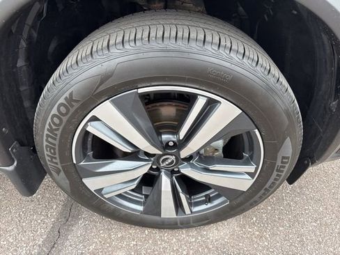 Certified 2023 Nissan Rogue SL w/ SL Premium Package AWD/4WD image 38