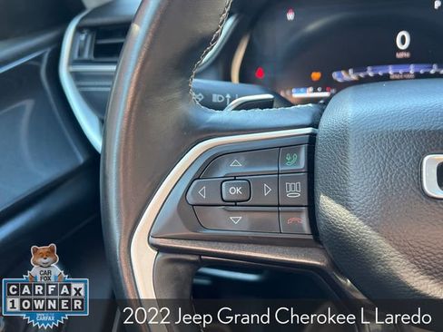 Used 2022 Jeep Grand Cherokee L Laredo w/ Luxury Tech Group I image 29