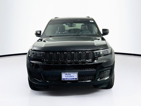 Used 2023 Jeep Grand Cherokee L Laredo AWD/4WD image 2