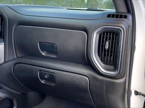 Used 2022 GMC Sierra 2500 Denali w/ Denali Ultimate Package image 22