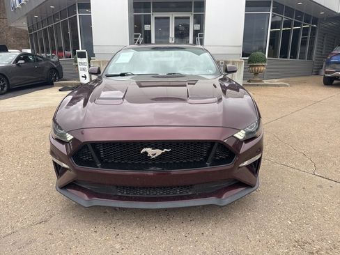 Used 2018 Ford Mustang GT image 2