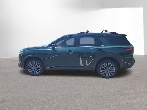 Used 2023 Nissan Pathfinder SL w/ SL Premium Package AWD/4WD image 6