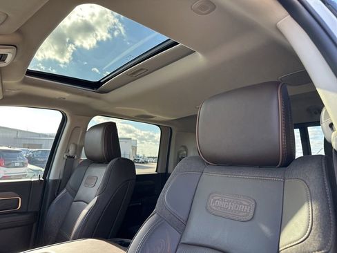 Used 2025 RAM 3500 Longhorn image 17
