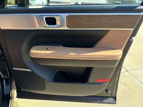 New 2026 Hyundai Santa Fe Limited FWD image 17