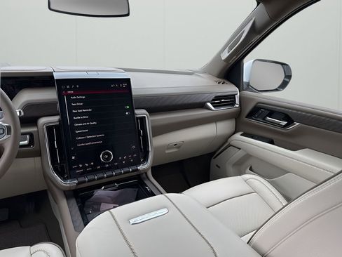 New 2026 GMC Yukon Denali image 23