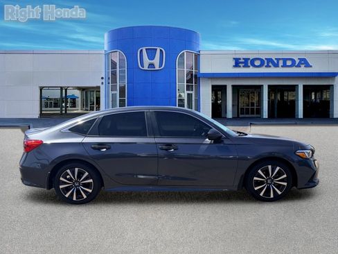 Certified 2023 Honda Civic EX image 9