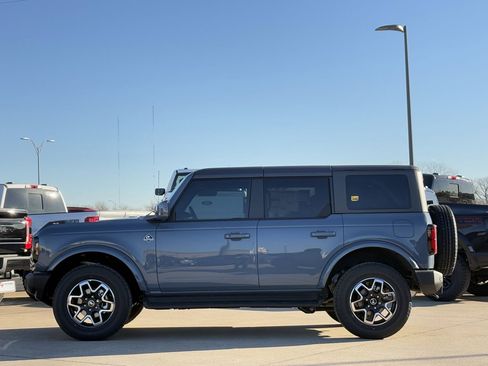 New 2025 Ford Bronco Outer Banks AWD/4WD image 38